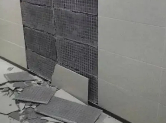 古冶瓷砖空鼓维修公司分享下古冶墙砖松动维修的知识